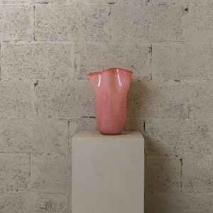 Vase en verre soufflé Vague rose – Image 2