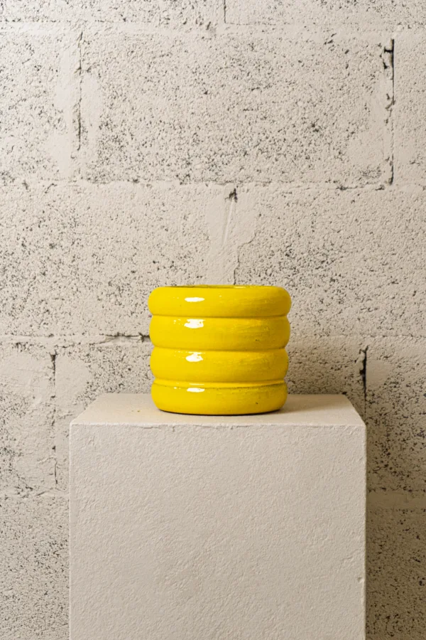 Cache-pot jaune citron