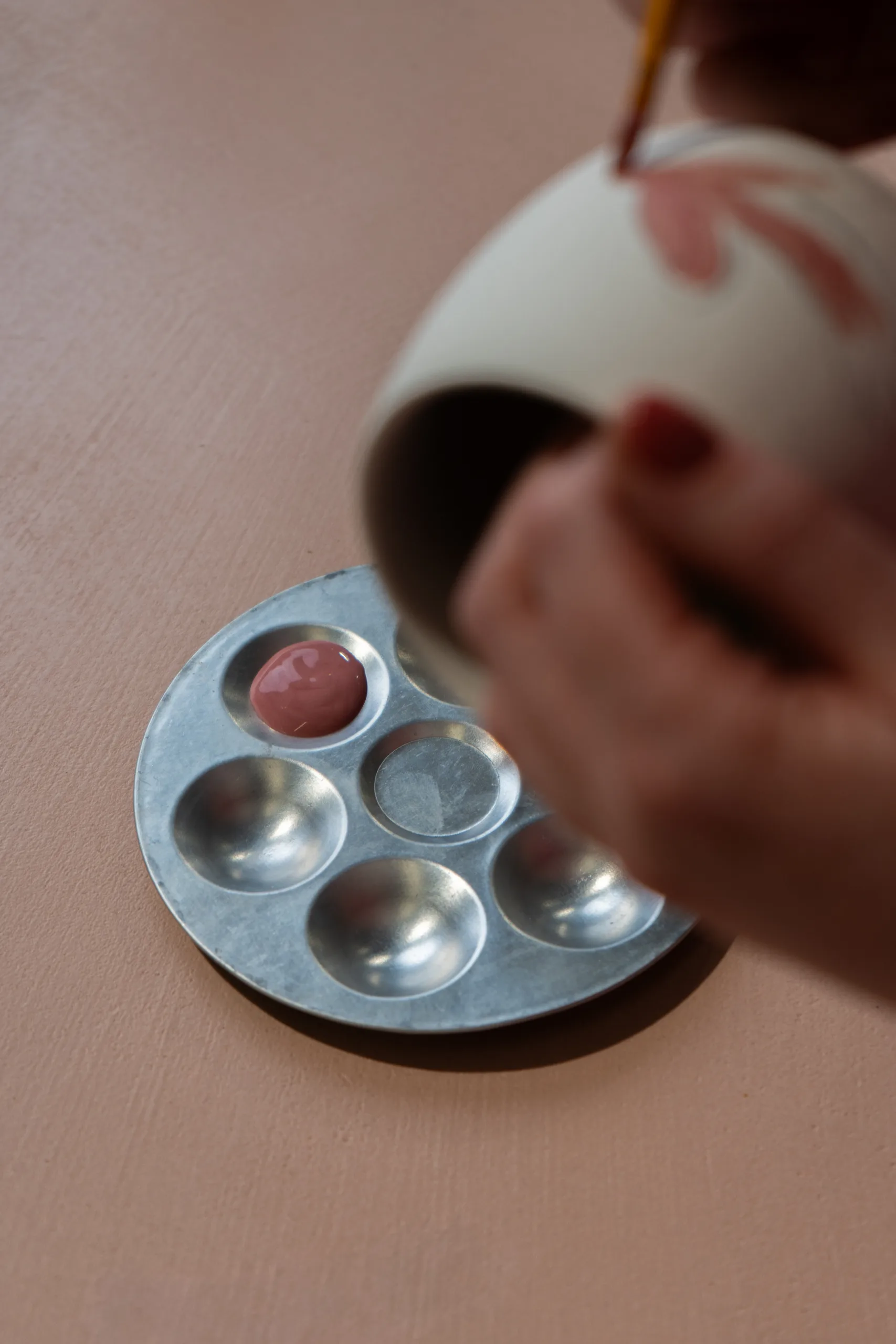 Atelier de Peinture sur Céramique XXL à La Grand Poste – Image 1