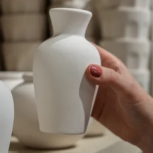 Atelier création d'un vase & d'un bouquet – Image 1